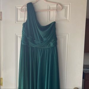 One-Shoulder Mesh Bridesmaid Dress with Full Skirt